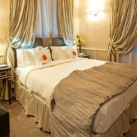 Barocco Apartment Roma Ngoại thất bức ảnh